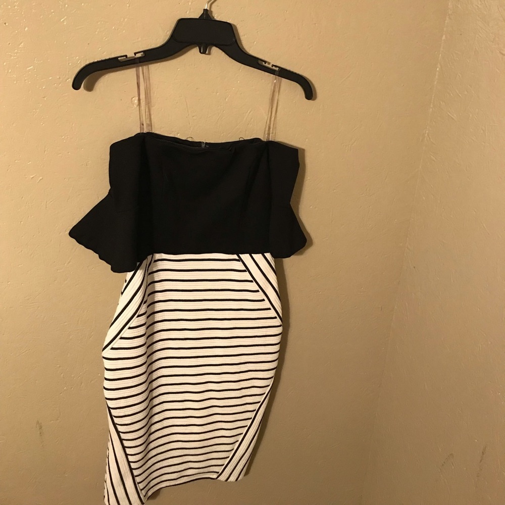 Dress - Picture 2 of 3